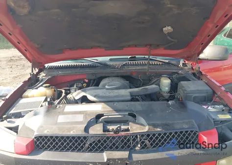 2002 Chevrolet Avalanche 1500 from USA, damaged, VIN 3GNEK13T62G128258